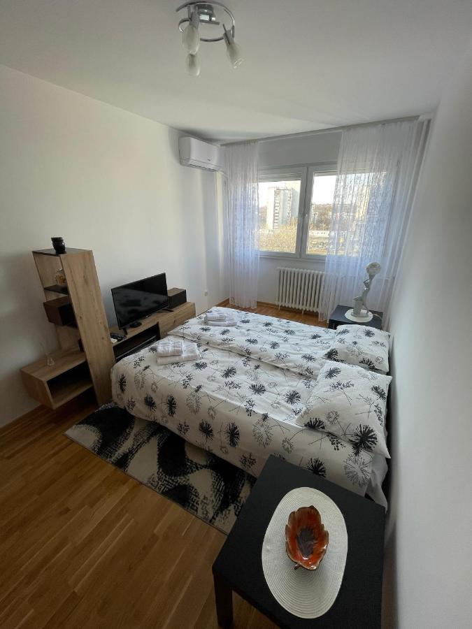 New Belgrade Apartment Eksteriør bilde
